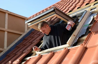 Pose de fenêtres de toit Velux à Saint-Philippe-d'Aiguille